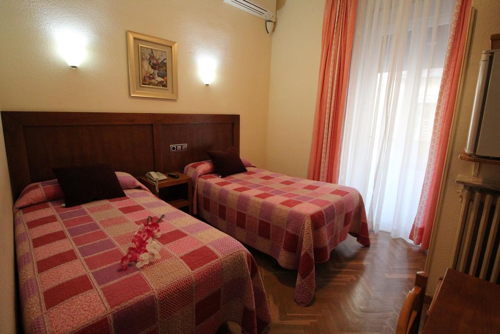 Hostal Greco Gran Via מדריד מראה חיצוני תמונה