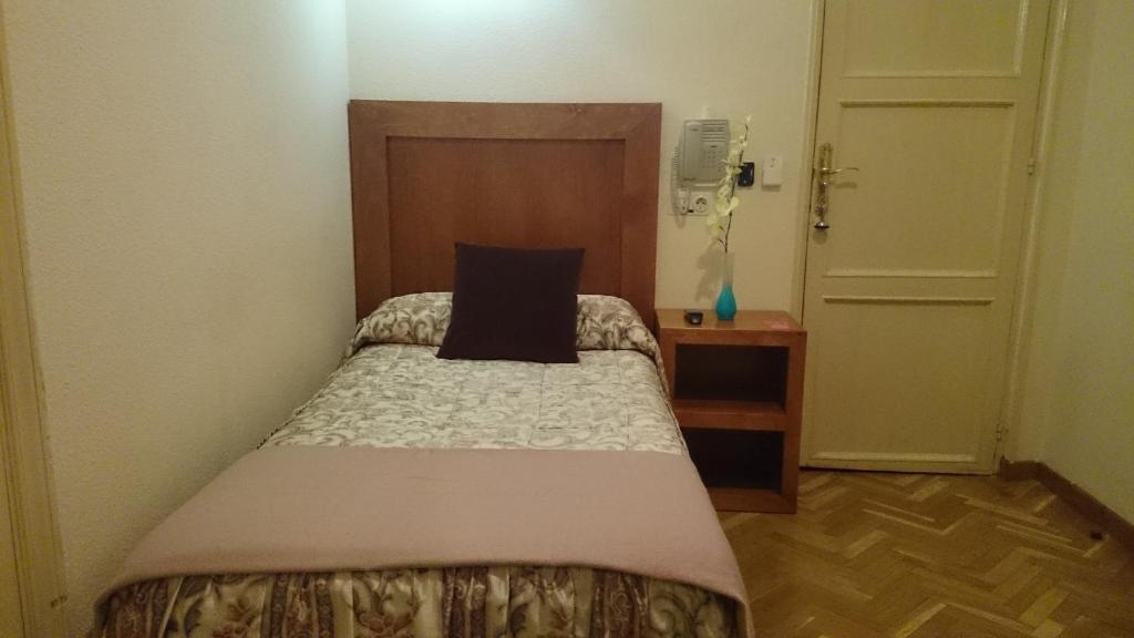 Hostal Greco Gran Via מדריד חדר תמונה