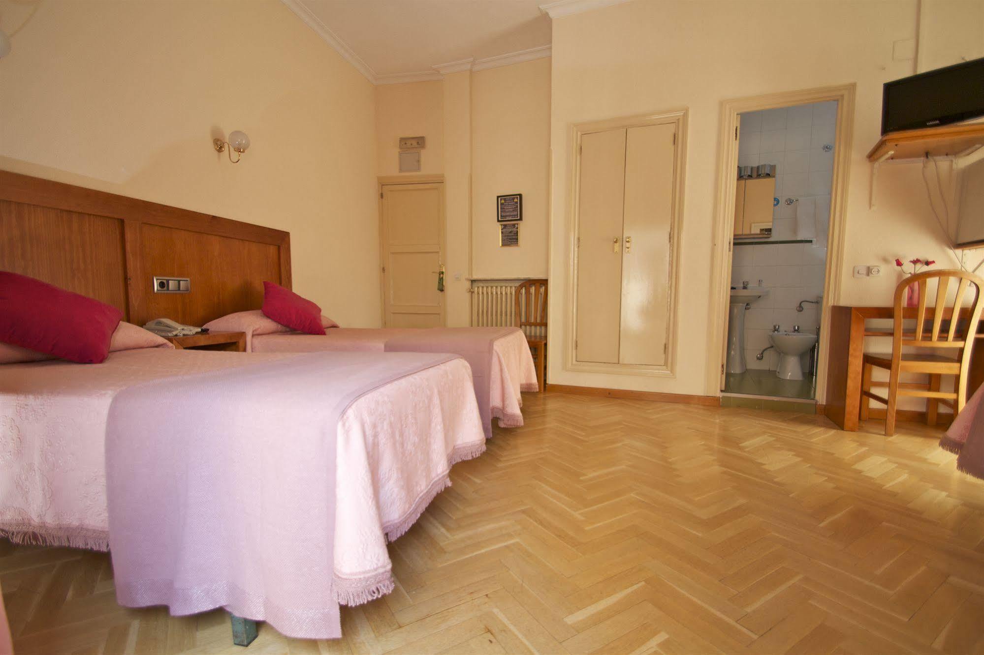 Hostal Greco Gran Via מדריד מראה חיצוני תמונה